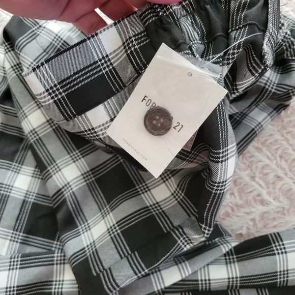 NWT Forever 21 Plus: Wide Leg Pants - Picture 6 of 7